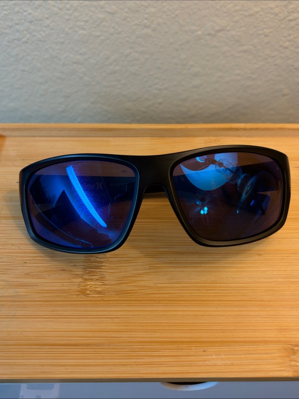 HURLEY SUNGLASSES with Blue Mirrored Lenses